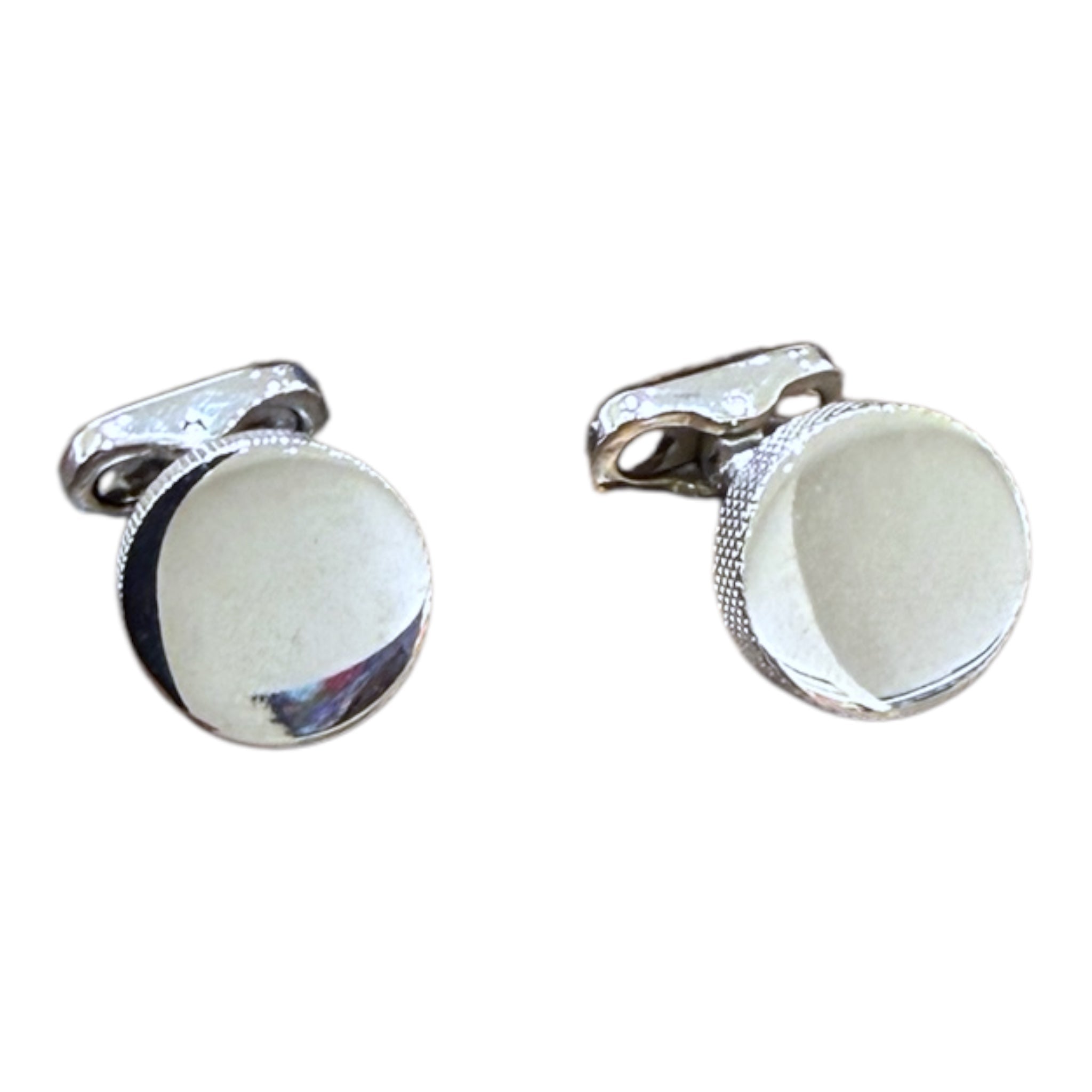 ROUND SILVER CUFFLINKS Cufflinks