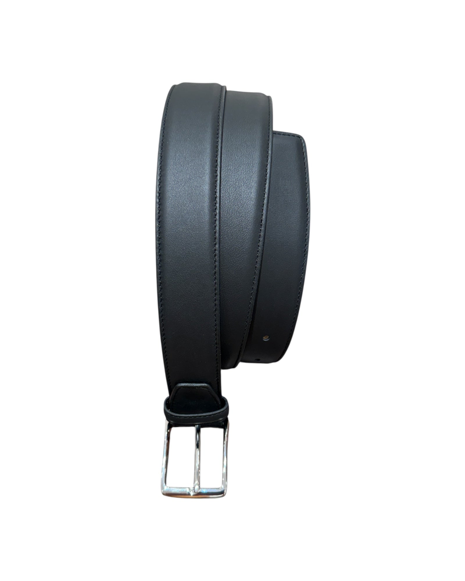 Premium Calfskin, with matching leather on both the outer and inner sides - Black