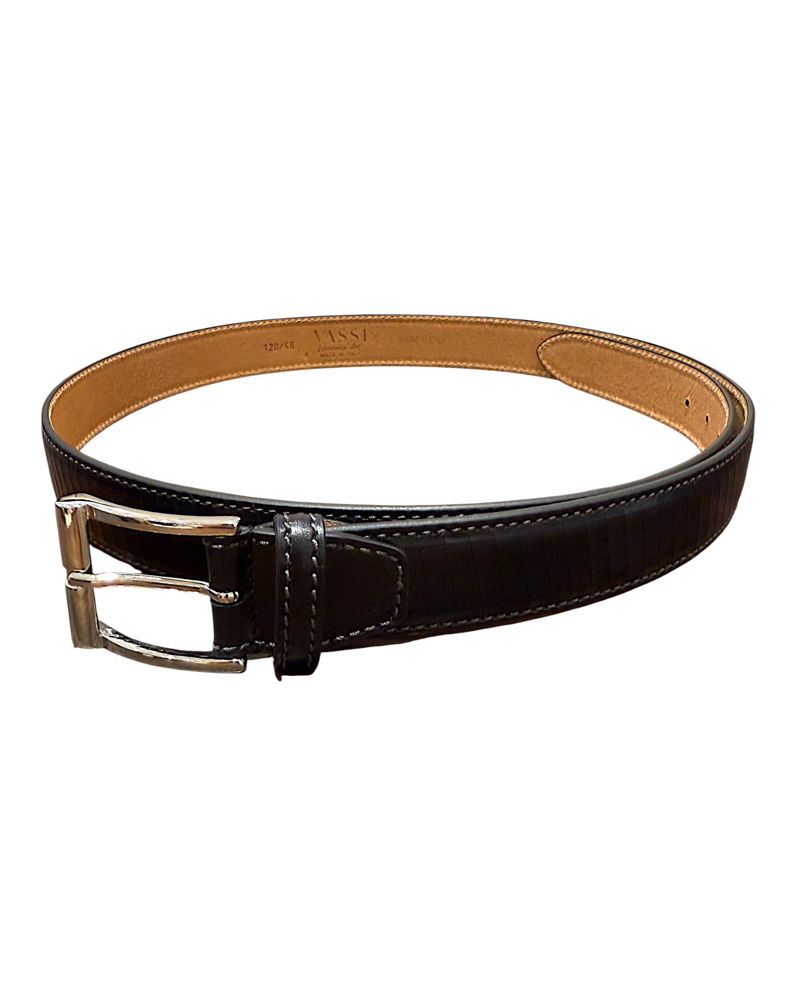 Artisanal hand-dyed leather belt with diagonal engraving, airbrushed shading - Black